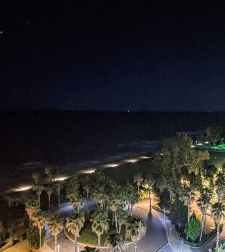 Mondrian Magic World - Sea View First Line Of The Beach Оропеса дел Мар Екстериор снимка